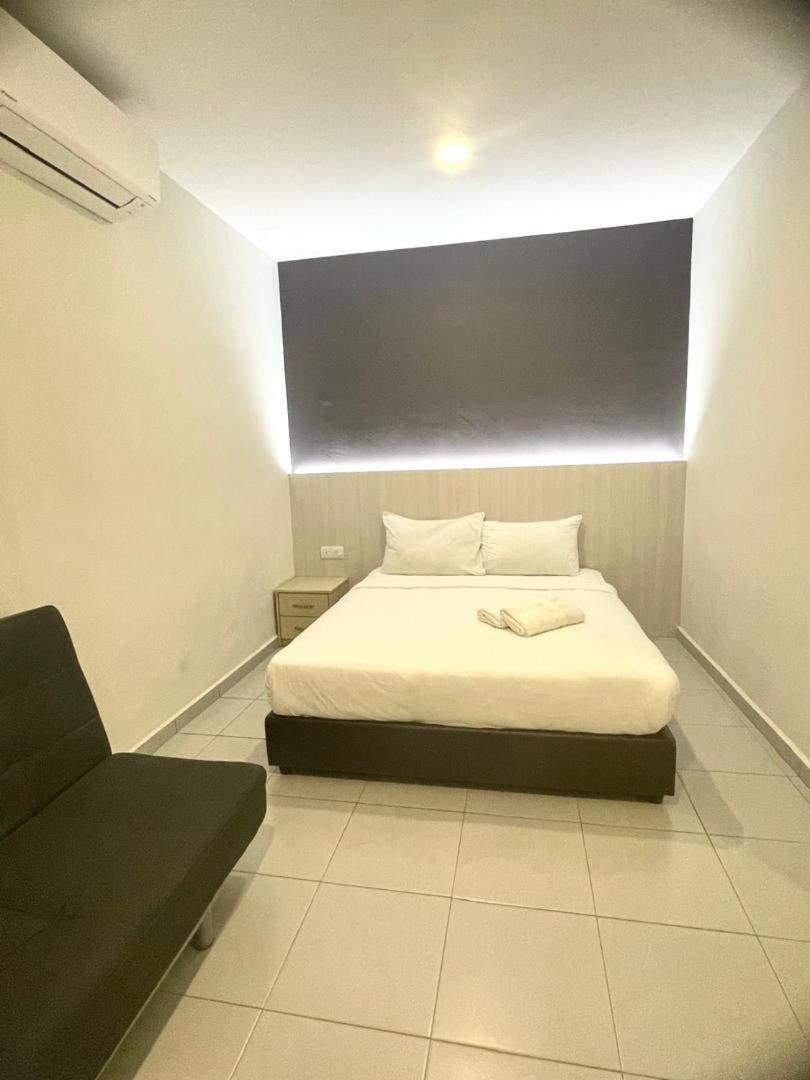 Garden Inns Motel Kangar Exterior foto