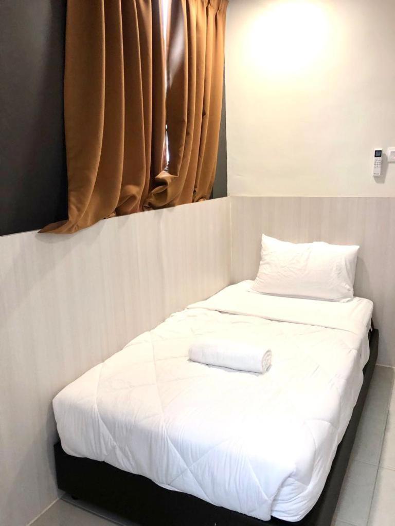 Garden Inns Motel Kangar Exterior foto