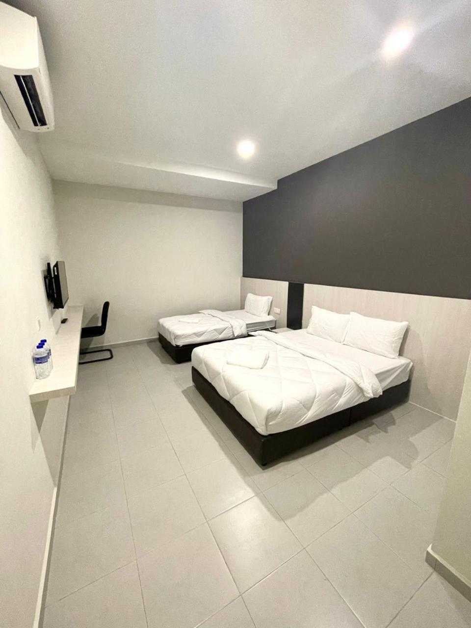 Garden Inns Motel Kangar Exterior foto